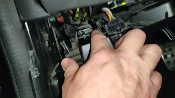 Ambient light Mercedes-Benz W205 - установка подсветки