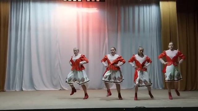 "В роще пел соловушка" Вокально-игровая группа "Родничок" смотреть онлайн