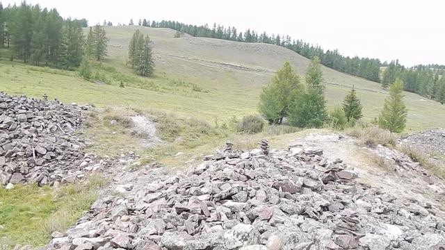Огромный скифский курган в Сибири / A huge Scythian mound in Siberia смотреть онлайн