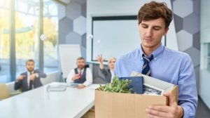 Жители Югры рассказали, как прощаются с коллегами при увольнении
