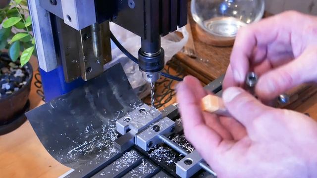 Первый запуск фрезера TAIG смотреть онлайн