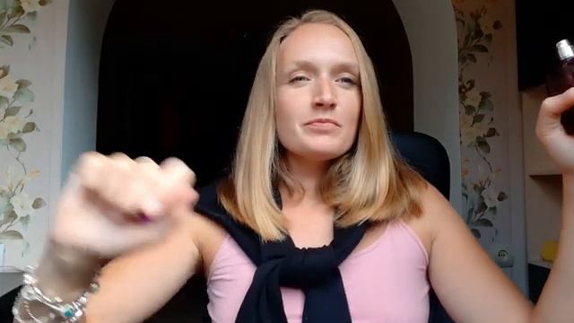 Trussardi Delicate Rose ?     Trussardi  Sound Of Donna ?