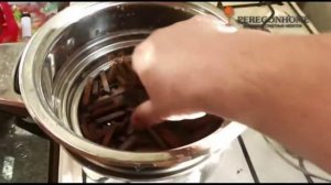 Дубовая щепа, подготовка для настаивания напитков.