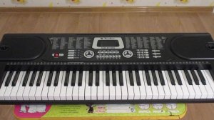 Онлайнтрейд.ру: Обзор электронного синтезатора Tesler KB-6130