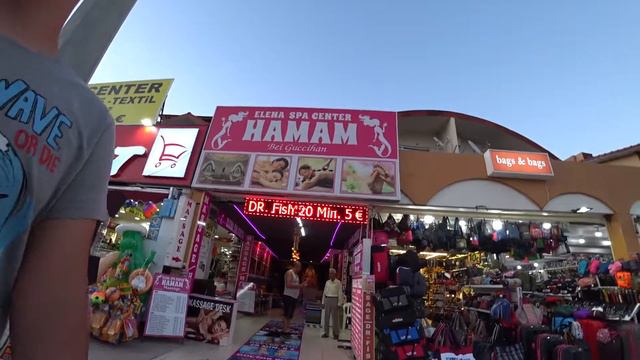 Магазины возле отеля смотреть онлайн