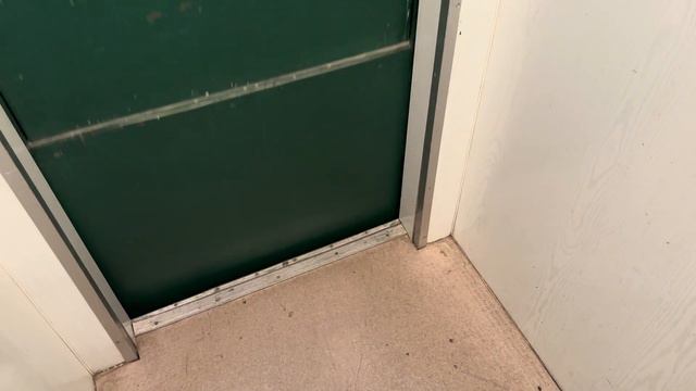 2x Klimatyczny ZREMB osiedlowy (mod. Wars-Lift). | Warszawa, ul. Kubickiego 7 смотреть онлайн