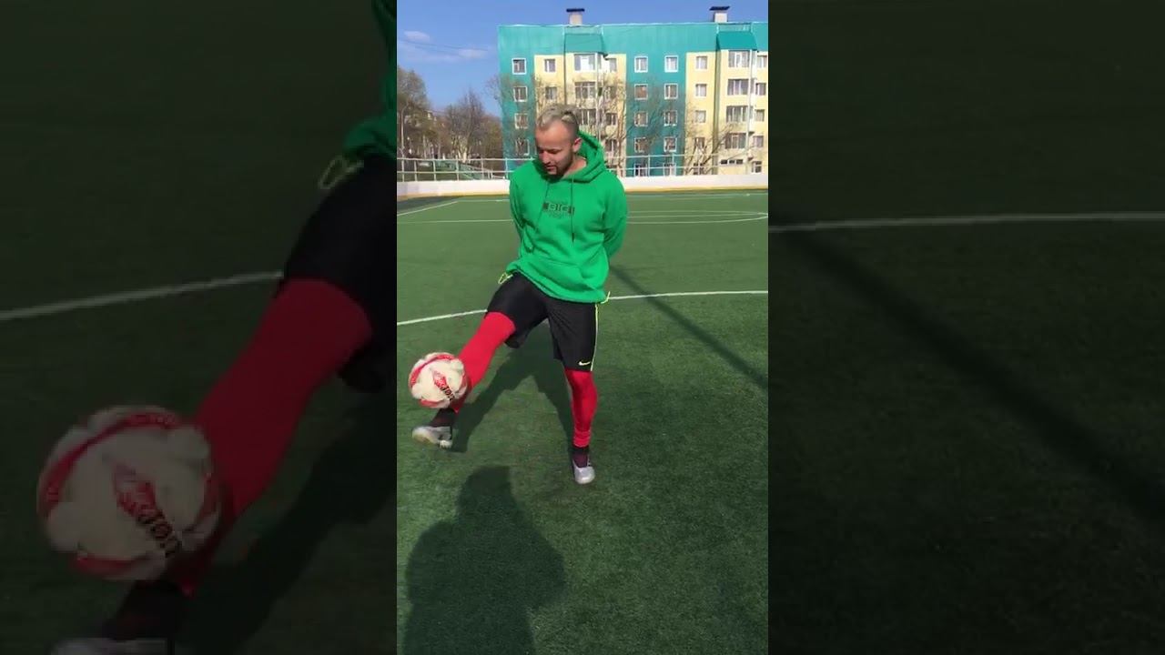 «Набивание футбольного мяча» смотреть онлайн