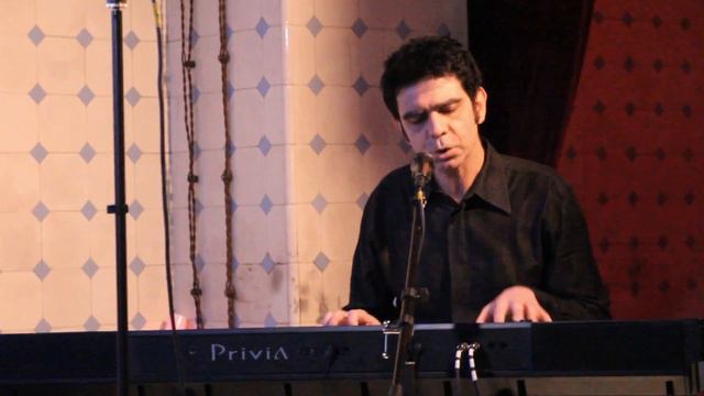 Francesco Lattanzi - Человек и кошка @ Squat 3/4 смотреть онлайн