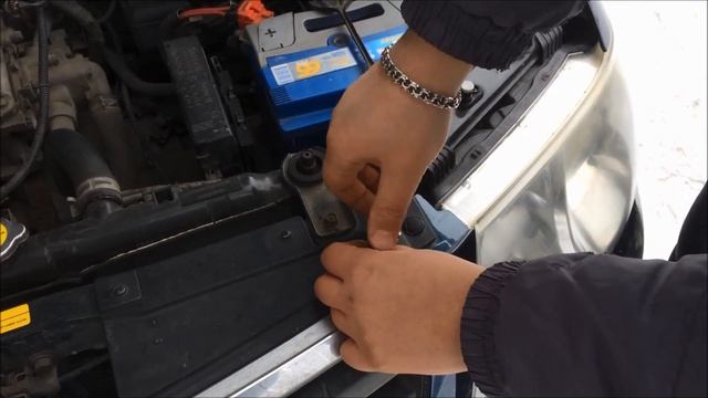КАК СНЯТЬ ФАРУ НИССАН АЛЬМЕРА КЛАССИК/HOW TO REMOVE THE HEADLIGHT NISSAN ALMERA CLASSIC? смотреть онлайн