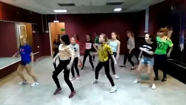 Денсхолл смотреть онлайн