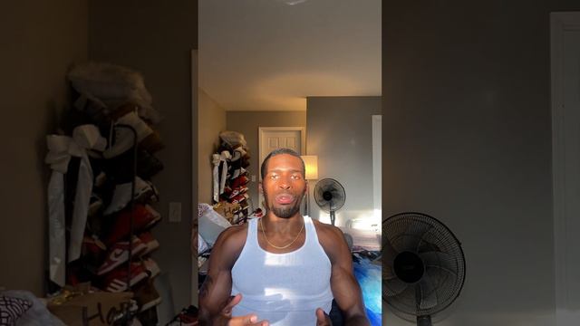 Building muscle on an ALL fruit diet 🍇🍉🥭🍌 смотреть онлайн