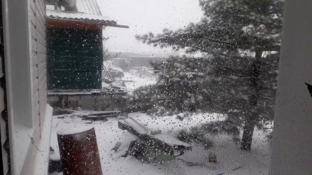 Апрельский снегопад Шок во прикол я в шоке выпал снег весной 04.04.20 город Артем Приморский край смотреть онлайн