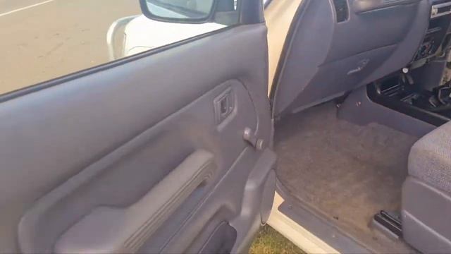 1998 Toyota Landcruiser Prado RV Wagon White смотреть онлайн