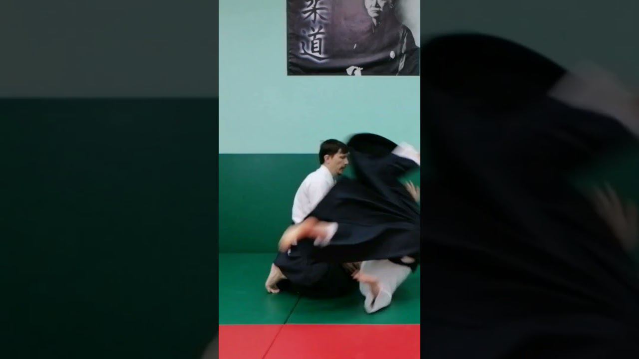 За кадром: бросок за голову в айкидо. #shorts