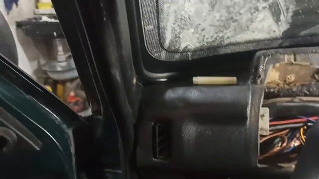 *Лада нива 213,214. Установка, и подключение Китайского замка дверей с дистанционным управлением смотреть онлайн