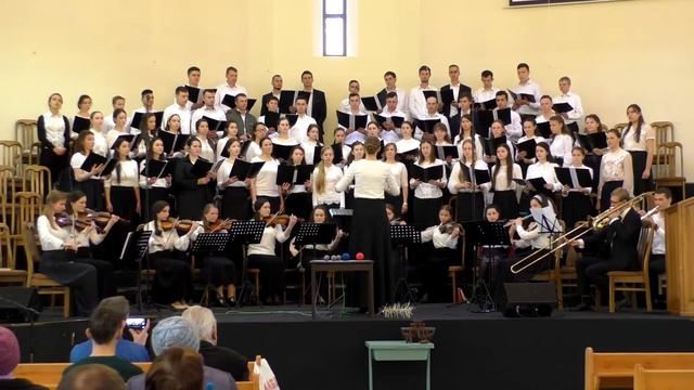 Колени я склоняю - гости (молодёжный хор Бессарабии) в церкви (Храм Спасения) смотреть онлайн
