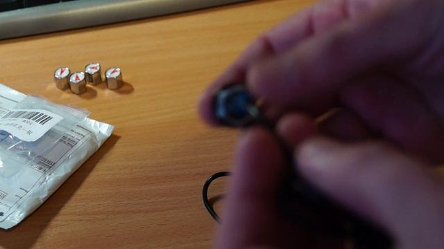 хром колпачки на колеса и ходовые огни для понтиак смотреть онлайн
