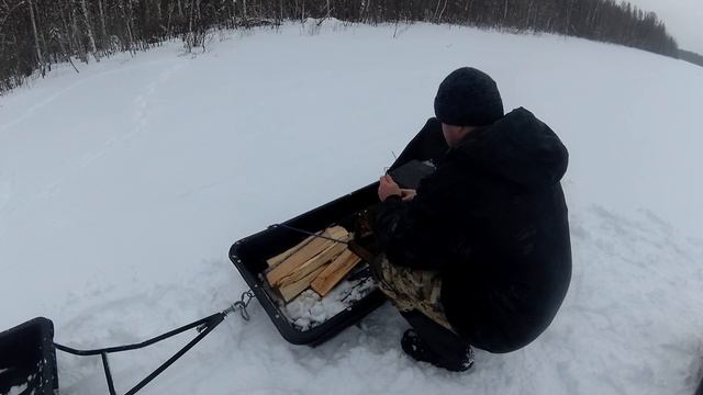 Рыбалка в Новогодние каникулы с сыном Денисом! смотреть онлайн