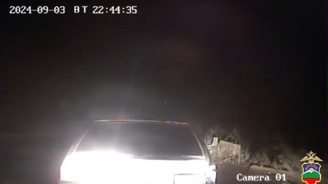 В Зеленчукском районе сотрудники Госавтоинспекции в ходе погони задержали автомобилиста смотреть онлайн