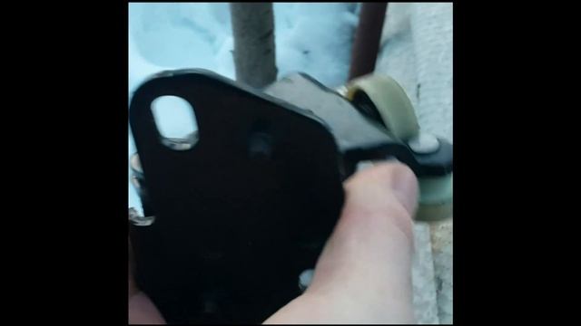 ремонт роликов сдвижной двери на ситроен берлинго