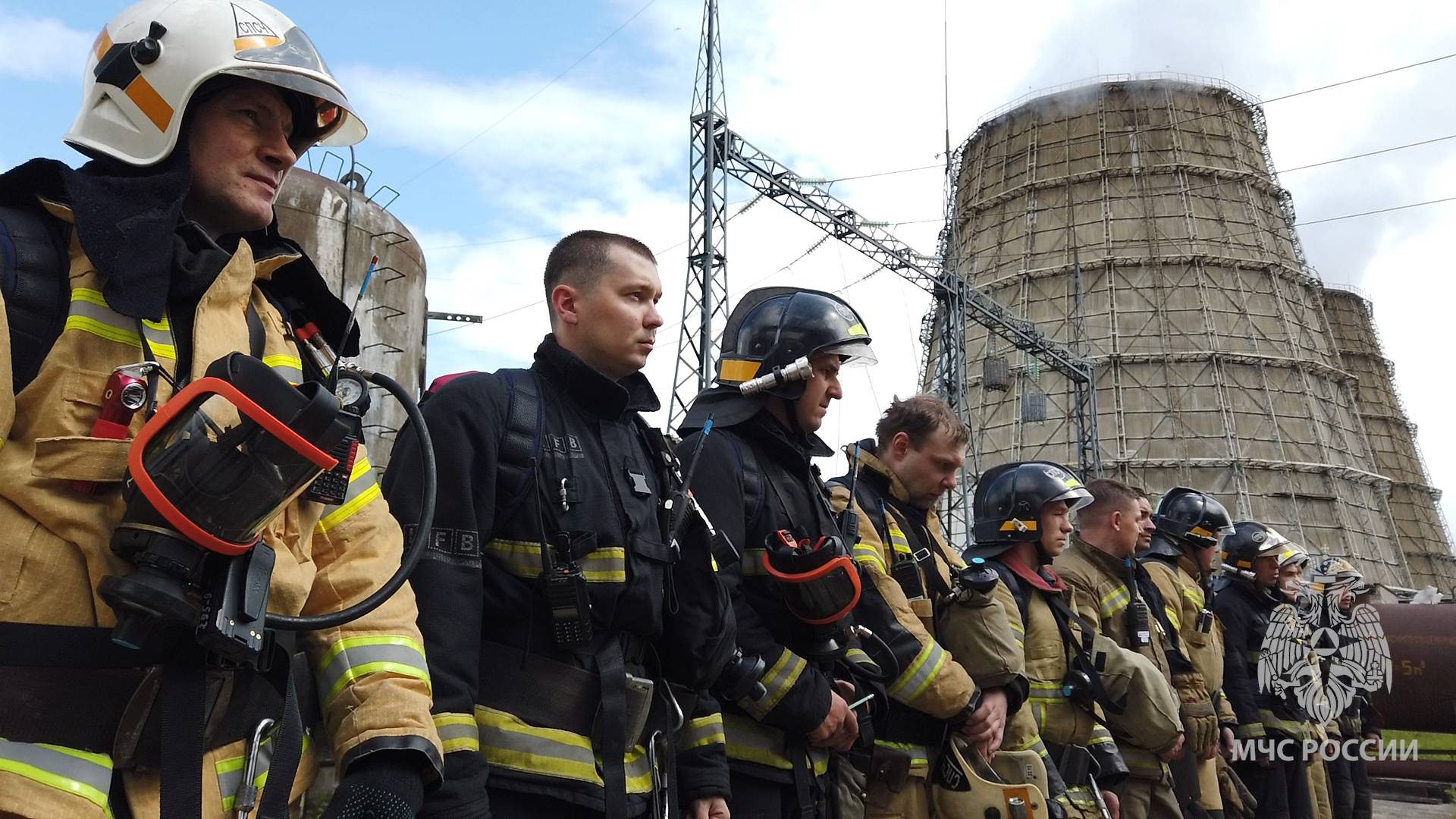 Спасатели и энергетики провели совместную тренировку смотреть онлайн