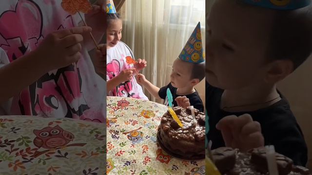 С днем рождения 🎉 спасибо всем за поздравления 🥳 смотреть онлайн