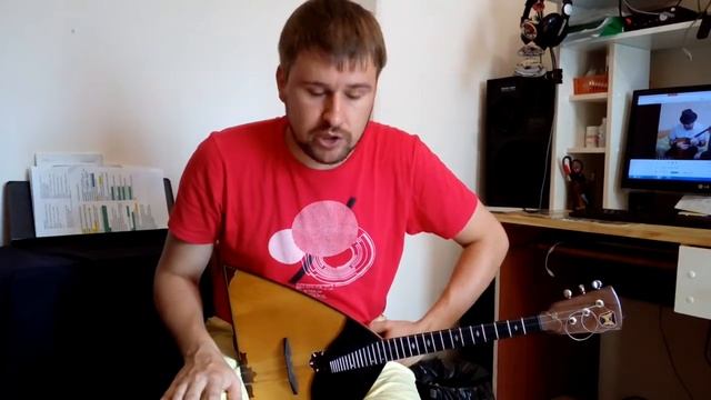 Как играть песню "Человек и кошка" на балалайке смотреть онлайн