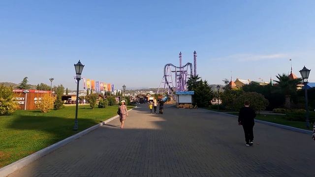 ЛАЗАРЕВСКОЕ СЕГОДНЯ ?СОЧИ. Сочи парк!!! Мы приехали на день рождения бабы Яги!!! Круто! смотреть онлайн
