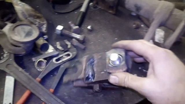 Мощный самодельный съёмник шаровых опор и рулевых наконечников смотреть онлайн