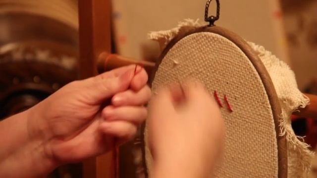 Вышивка крестом как закрепить нить смотреть онлайн