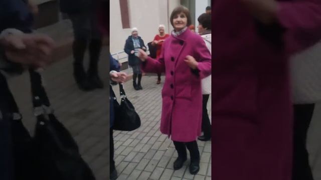 Забери меня с собою.....01.10.22 Гомель парк Луначарского ? смотреть онлайн