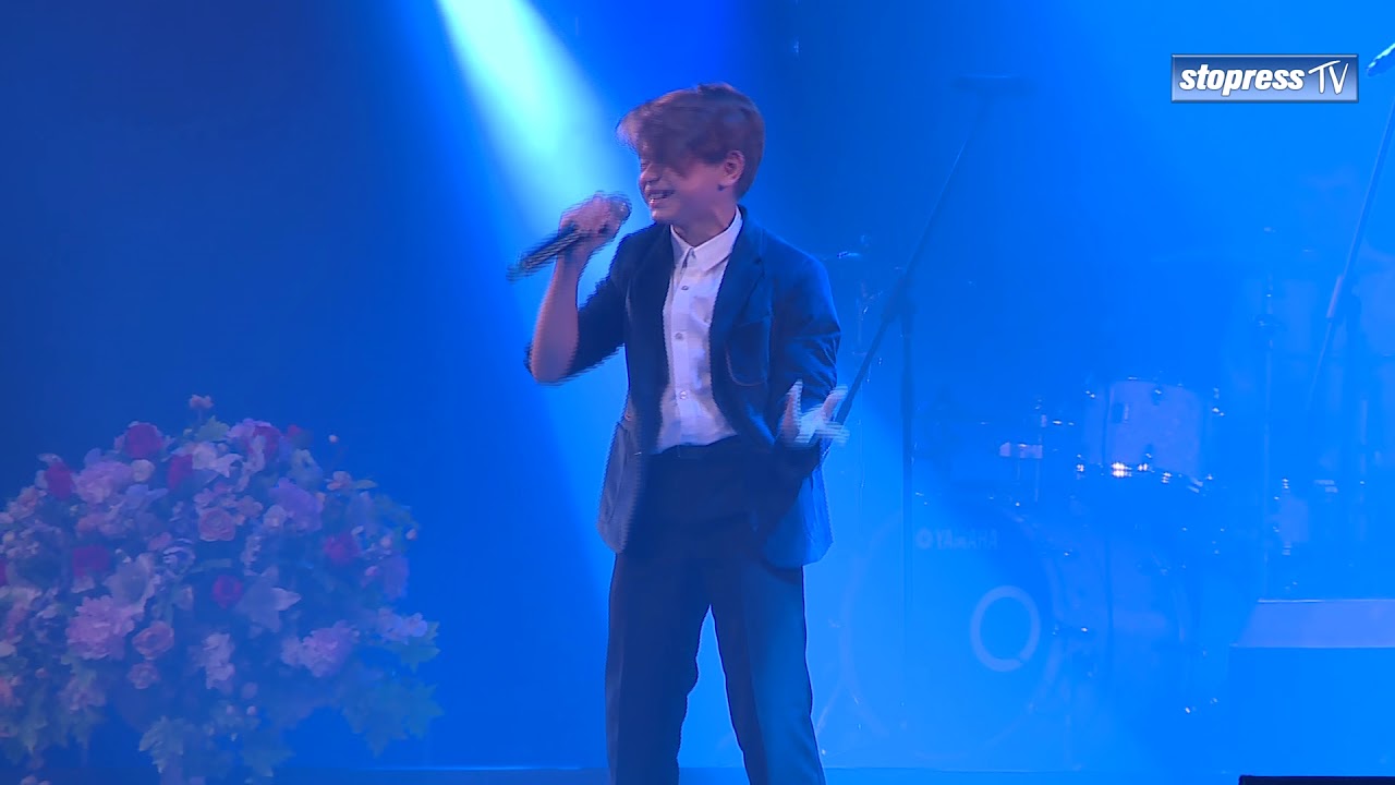 Рутгер Гарехт - 'Журавль по небу летит'на Дне строителя в Санкт-Петербурге 2018. Ледовый дворец