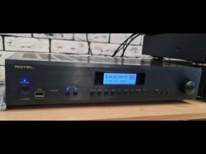 Краткий обзор и пример звучания Rotel A12 mkii + REGA RS7