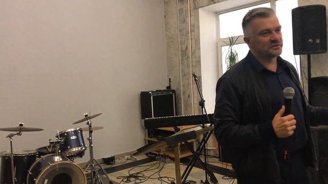 Служение Церкви 20.09.2020 - Правозоров Денис - Возложи свои заботы на Господа смотреть онлайн