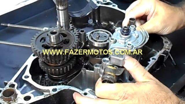 Duodécimo parte - Desarmando en taller FAZERMOTOS Honda Transalp XLV 600 año 1989 смотреть онлайн
