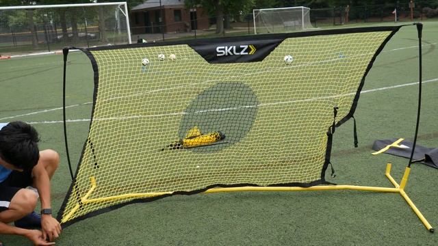 SKLZ QUICKSTER  SOCCER TRAINER - HOW TO SET IT UP