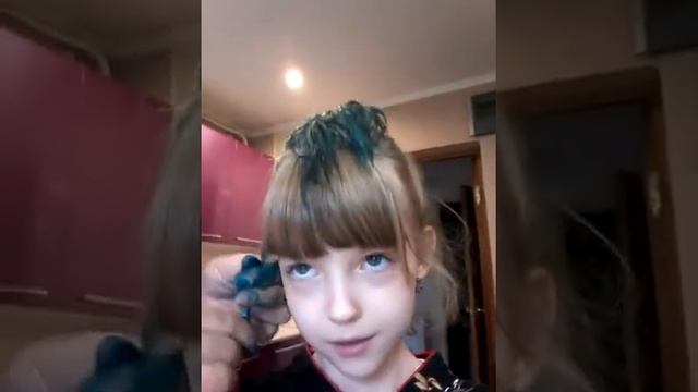 Покрасила волосы зеленкой!?делала как у пушистого смотреть онлайн