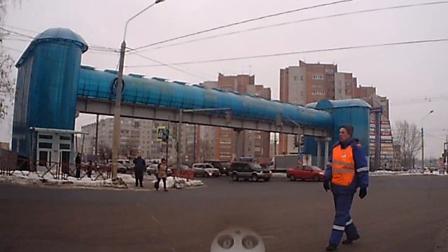 Храбрый работник АЗС. смотреть онлайн