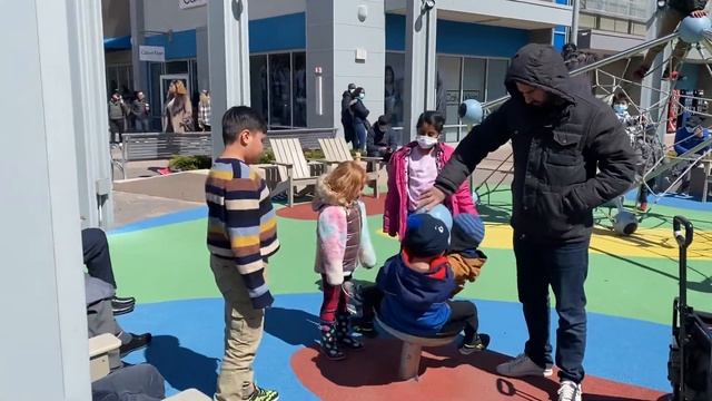 Toronto premier outlet смотреть онлайн