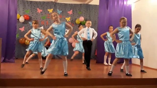 Танец "Хорошее настроение)))" Андреевский КДЦ. Руководитель Малахова Л.В. смотреть онлайн