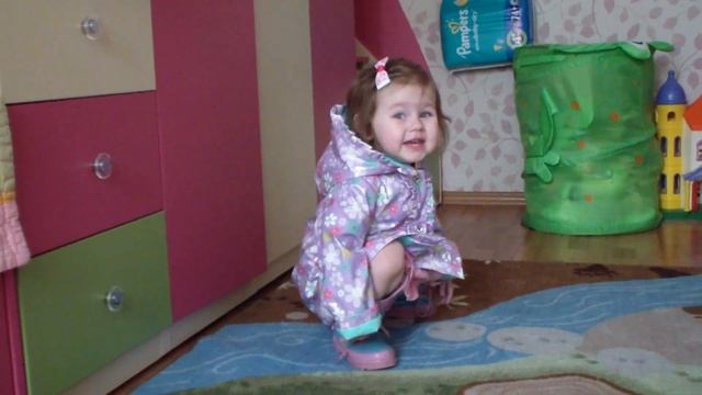 Девочка 2 года читает стихи смотреть онлайн