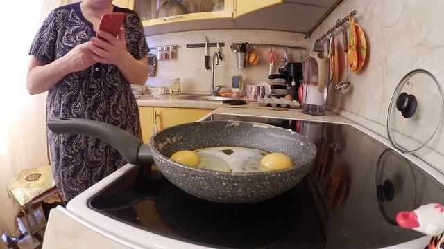 ВЛОГ Омлет «Пуляр» ( испытание) / Сюрприз для мужа / Подарок от Любаньки ? 17 апреля 2019 г. смотреть онлайн