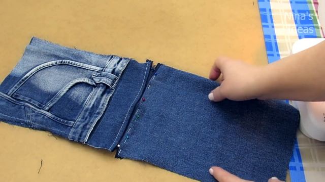 DIY Jeans Bag Purse Out Of Old Jeans - How To Sew Denim Shoulder Bag - Old Jeans Crafts Tutorial