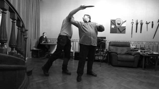 004 Демонстрация с канарским ножом. Олег Мальцев. смотреть онлайн