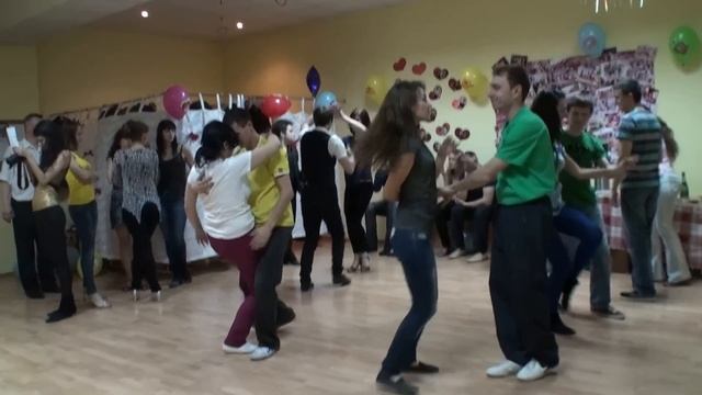 вечеринка 08.03.13 клуб АЛЬТЕРНАТИВА ЛА САЛЬСА часть 5 смотреть онлайн