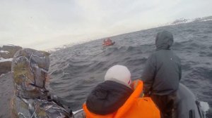 Лодка тонет в Териберке