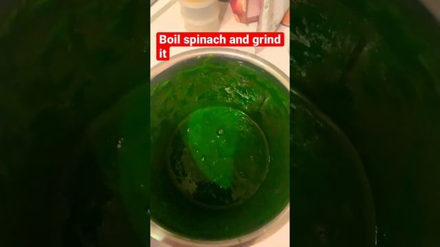 Food Hacks In Germany ?? | Indian Style Spinach Chicken Curry | Super Easy To Cook ??