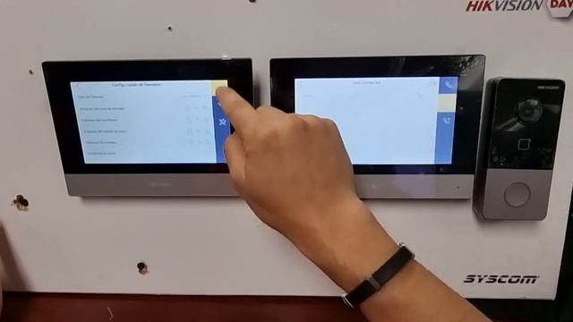 Personalizar nombre de extensión en monitor esclavo DS-KH6320-WTE1 смотреть онлайн