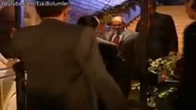 Kurtlar Vadisi - 2. Bölüm смотреть онлайн