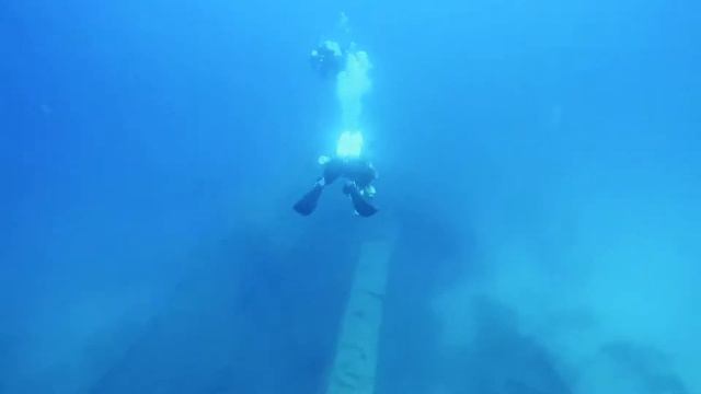 Extreme Vacations Set Sail with Us! смотреть онлайн
